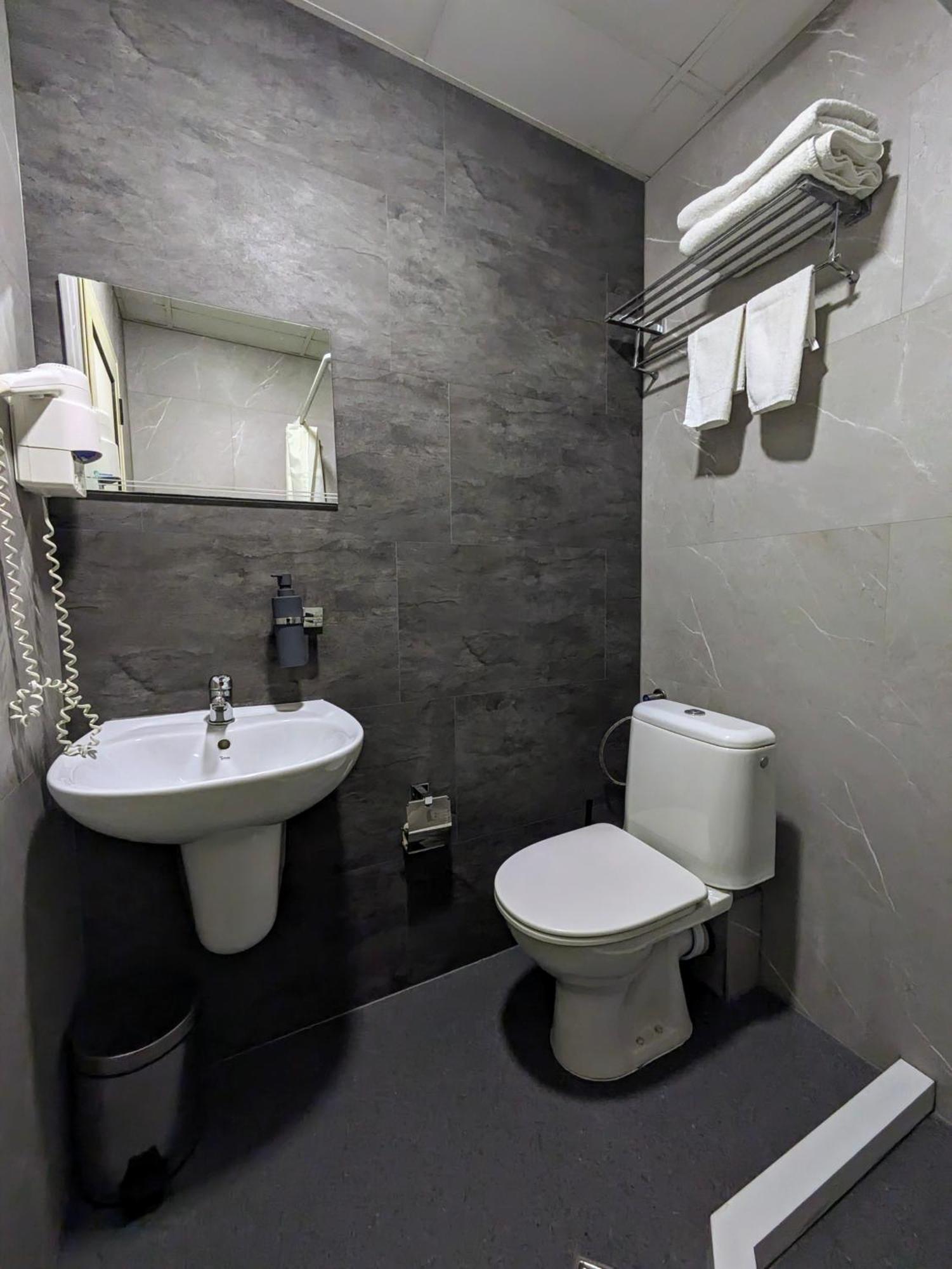Hotel La Roka Стара-Загора Экстерьер фото