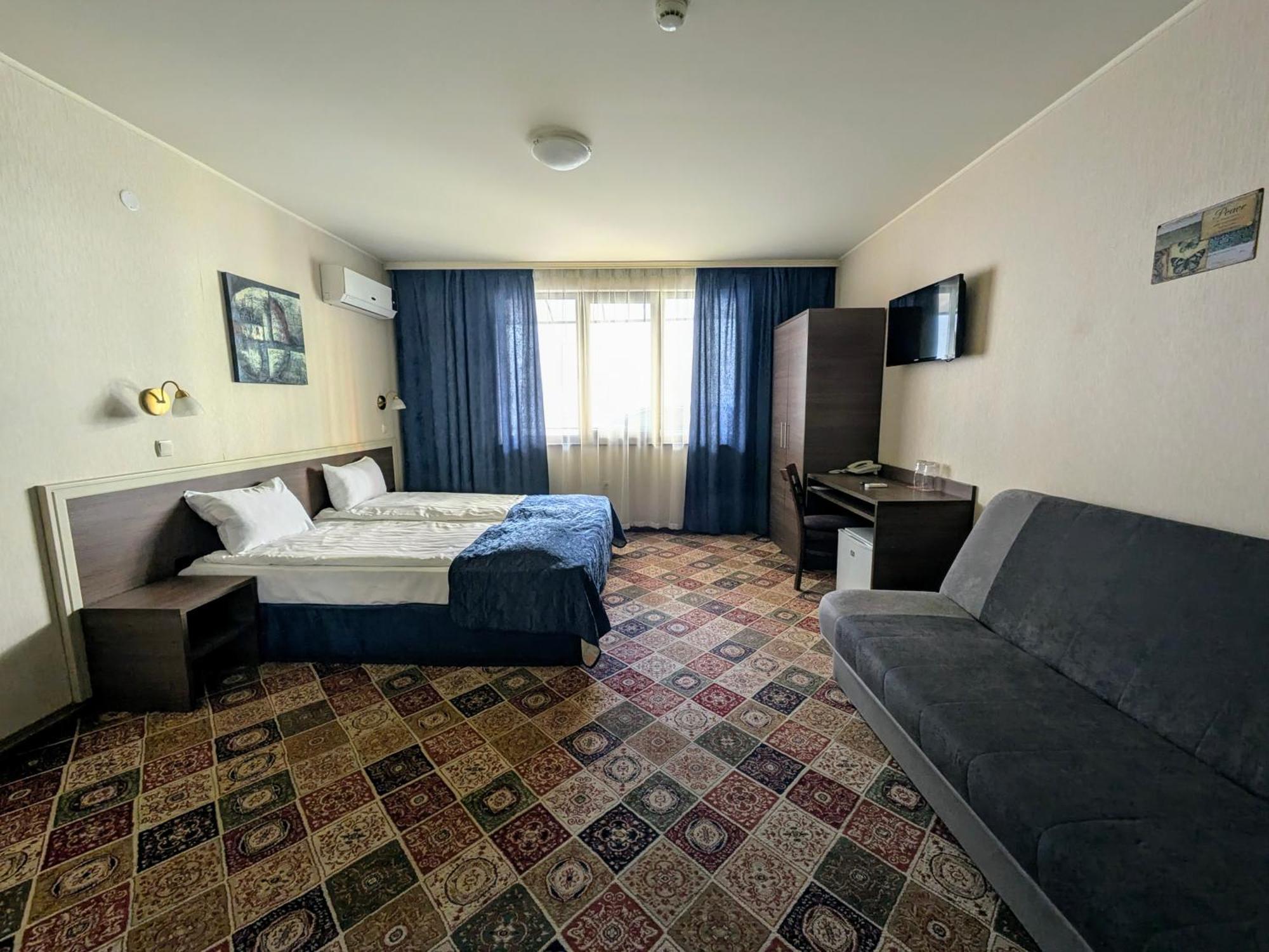 Hotel La Roka Стара-Загора Экстерьер фото