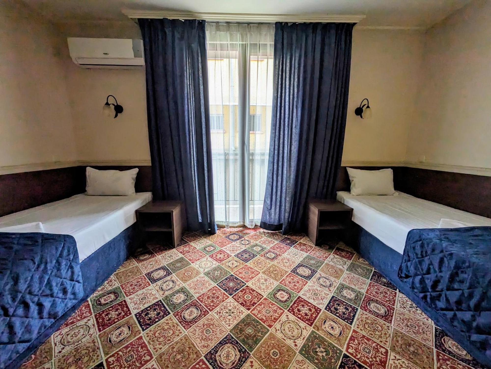 Hotel La Roka Стара-Загора Экстерьер фото